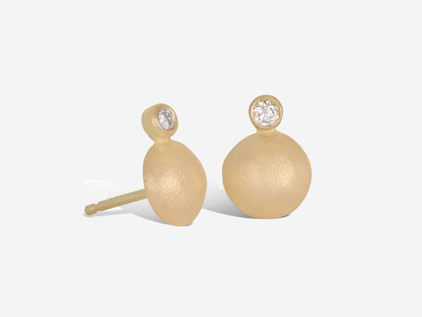 front and 3/4 view of earrings